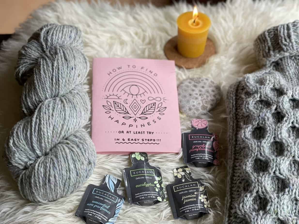 Essential Knitting Books – Lizzie Knitzz