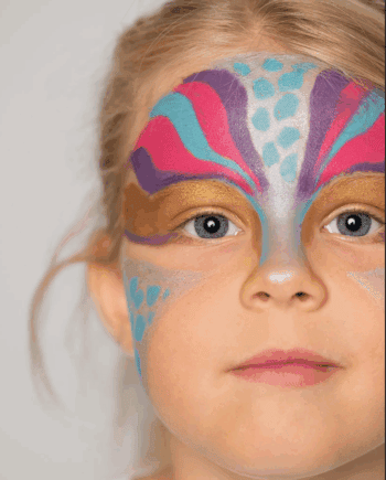 2.3 Set of 6 Makeup Pencils 'Enchanted Worlds'