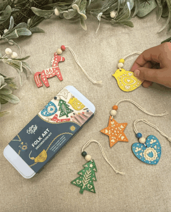 Folk Art Decoration Kit