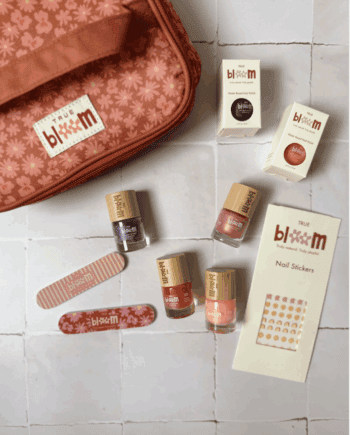 Bloom Nail Kit