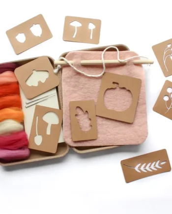 8"x 8" Fall Banner Felting Kit in Pink