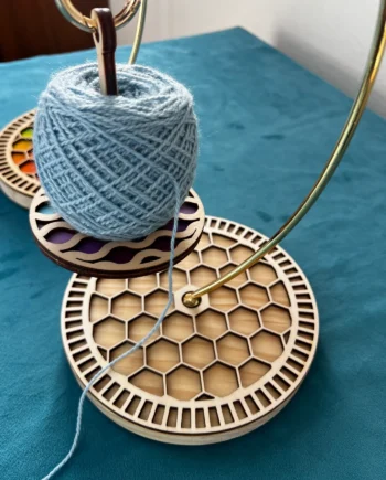 Natural Honeycomb Minder Minder