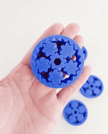 Spinning Gear Fidget (Pastel Blue)